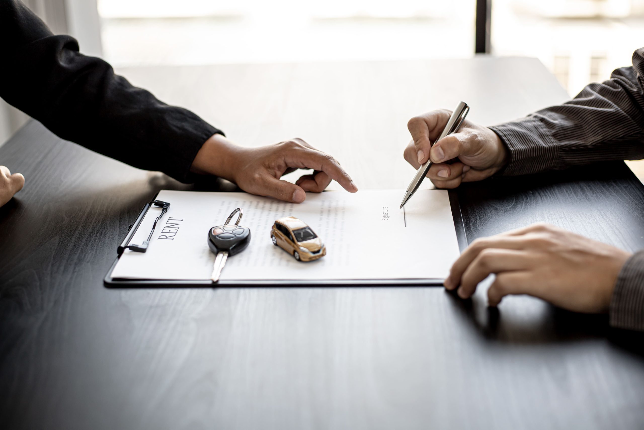 Vender coche financiado seguro